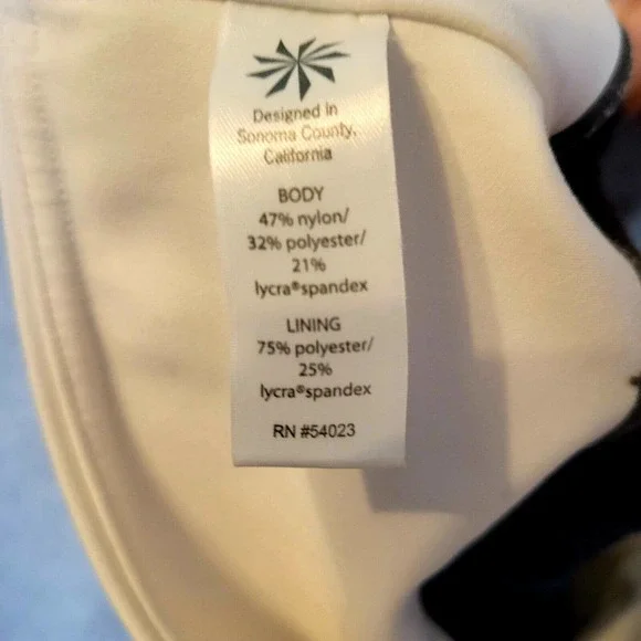 ATHLETA Womens Crop Leggings Size Small Gray/White RN #54023 Side Pockets EUC - Picture 12 of 12